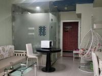家外之家酒店式公寓(南京中商万豪店) - 温馨家庭房